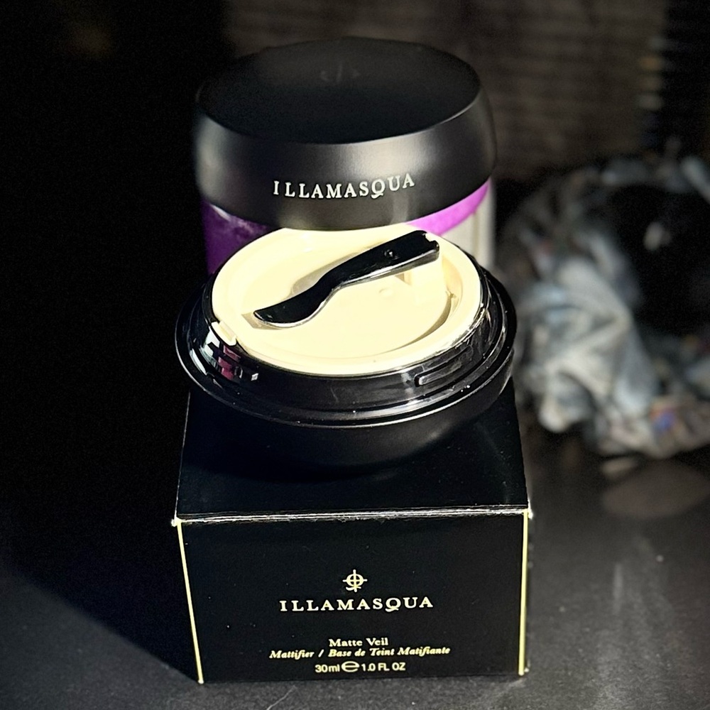 Illamasqua • Matte Veil Primer